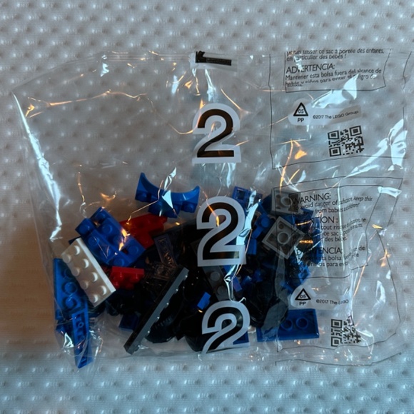 LEGO Speed Champions McLaren Kit - New Partially Built - Picture 9 of 9